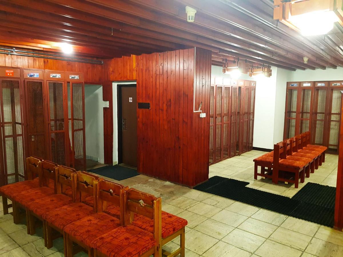 Hotel Sasanka タトランスカ・ ロムニツァ エクステリア 写真