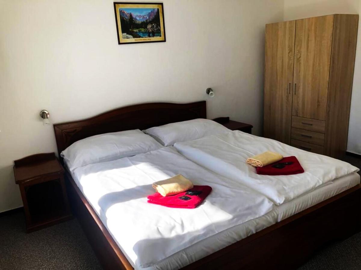 Hotel Sasanka タトランスカ・ ロムニツァ エクステリア 写真